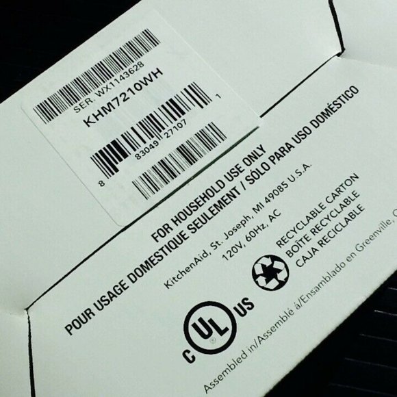 new in box WHITE KitchenAid Soft Start 7-Speed Hand Mixer Model KHM7210WH - Picture 10 of 11